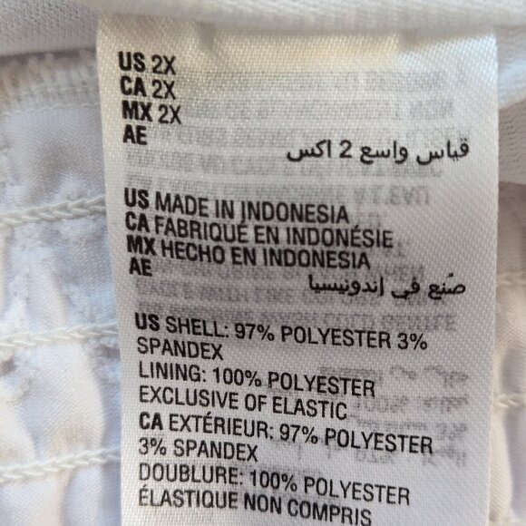 810-11 Bar III Plus Size White Strapless Eyelet Crop Top size 2X 18/20 - Picture 6 of 7